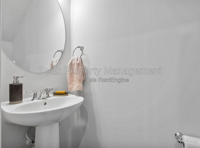 Building Photo - 8112 Wistar Creek Mews