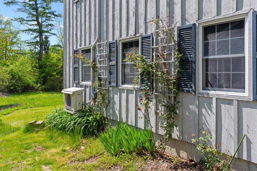 Building Photo - 88 Anderson Ave