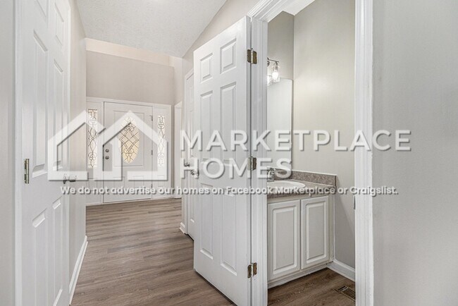 Building Photo - 257 Bonnie Sue Dr