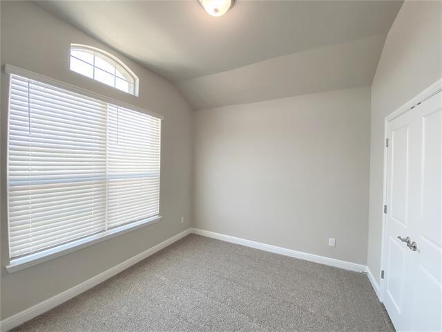Building Photo - 505 Roundstone Rd