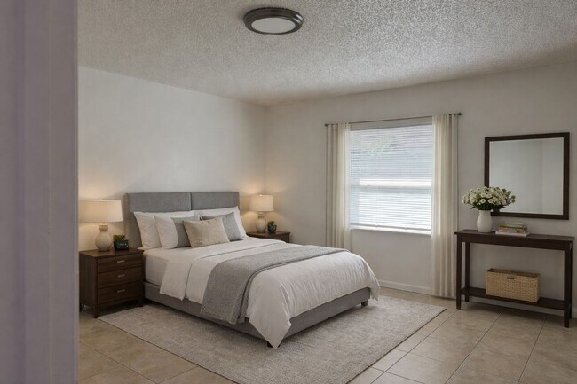 Building Photo - Vero Beach 2 Bedroom 1 Bath