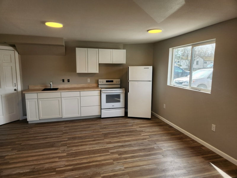 Building Photo - 2807 Turnagain St
