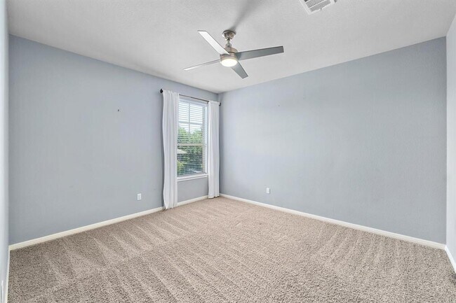Building Photo - 9621 Solana Vista Loop