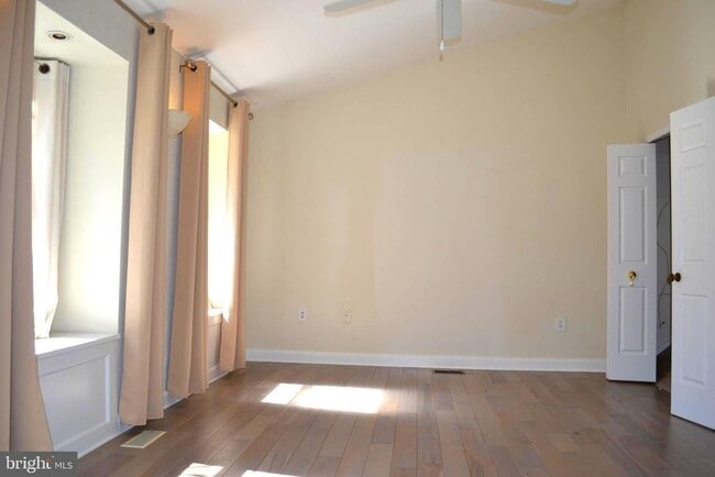 Building Photo - 7407 Crestberry Ln