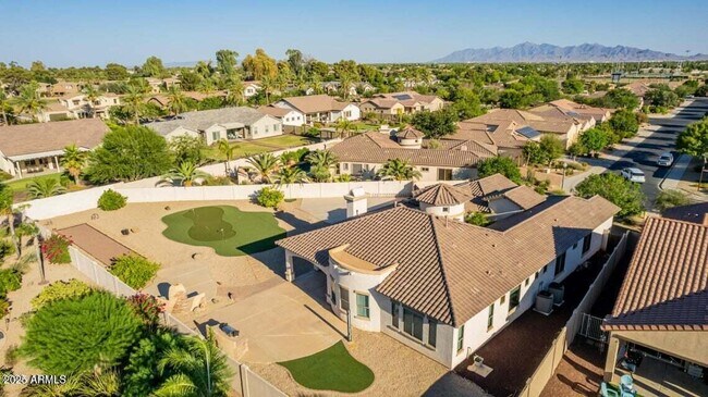 Building Photo - 14806 Luna Cir