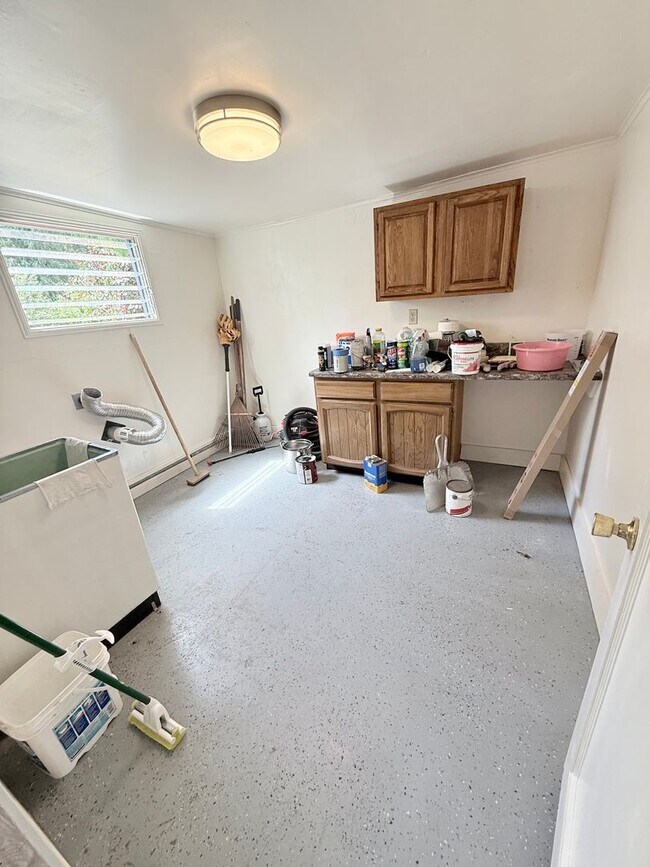 Building Photo - Home on The Cedars in Bremerton.