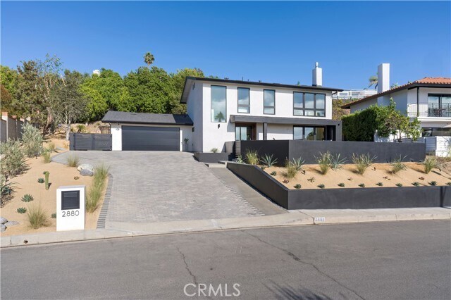 Building Photo - 2880 Zell Dr