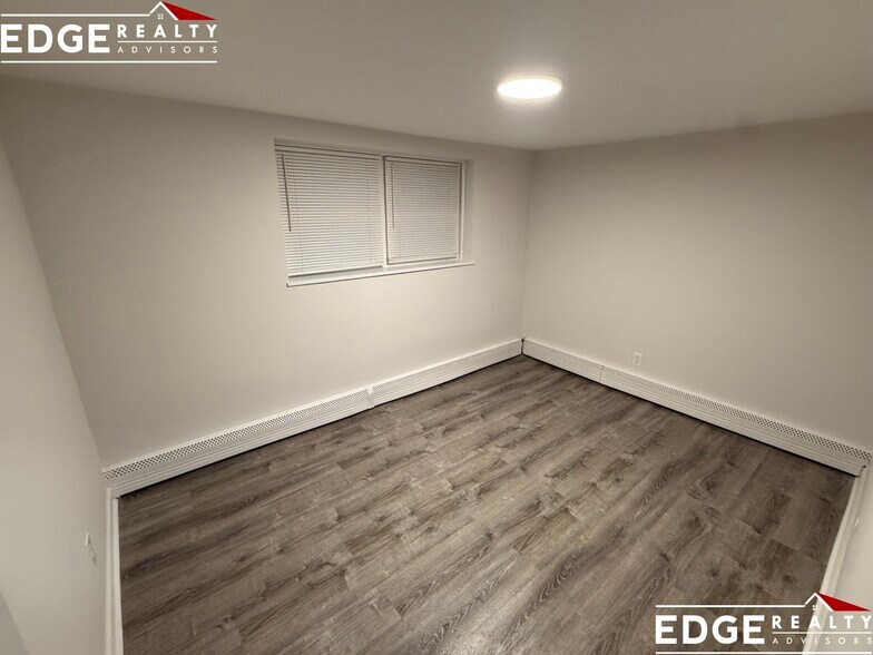 Building Photo - 1105 Lexington St