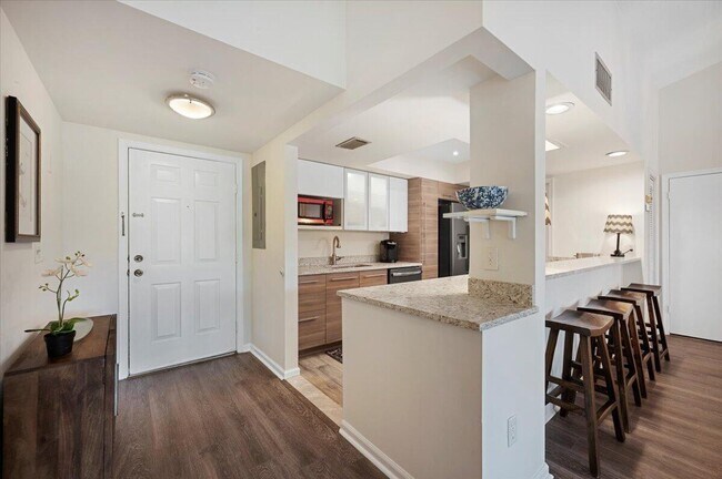 Building Photo - 11863 Wimbledon Cir