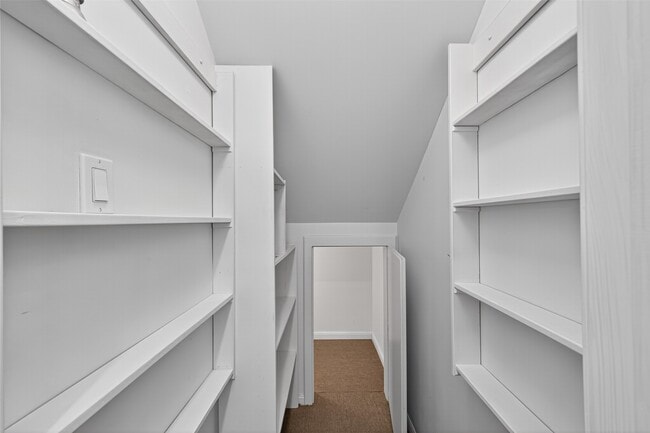 Building Photo - 901 Longmire Rd