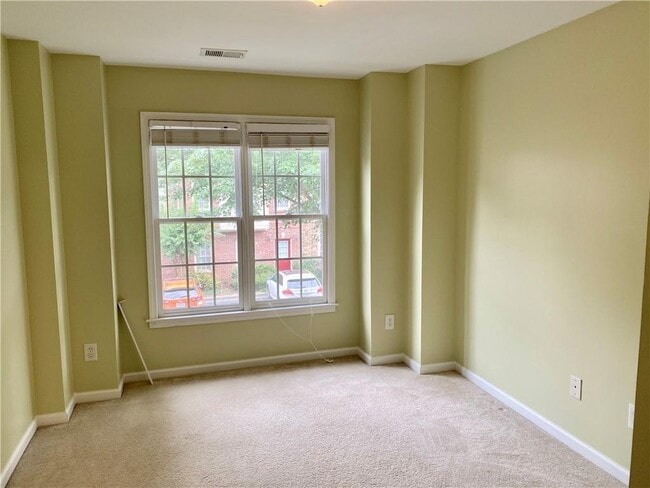 Building Photo - 1214 Harris Commons Pl