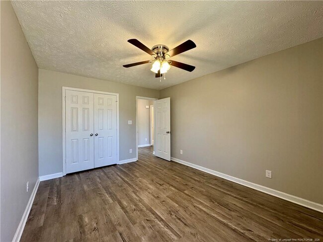 Building Photo - 204 Fair Oaks Dr