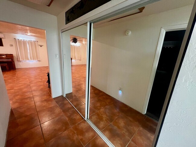 Building Photo - Charming 3-Bedroom Home for Rent in Lander...