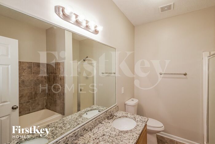 Building Photo - 12922 Woodland Park Cir