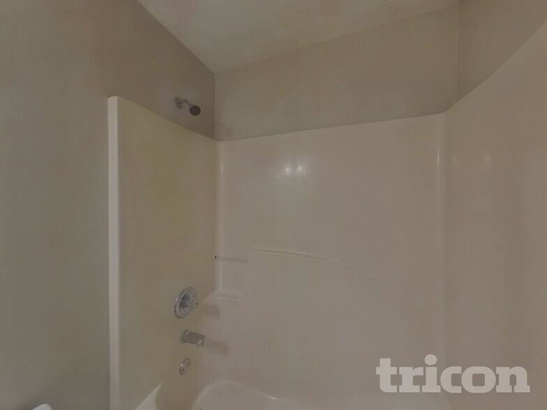 Building Photo - 3816 Shenfield Dr