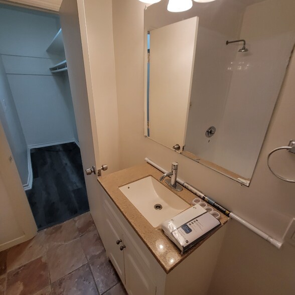 Building Photo - 1525 Cassil Pl