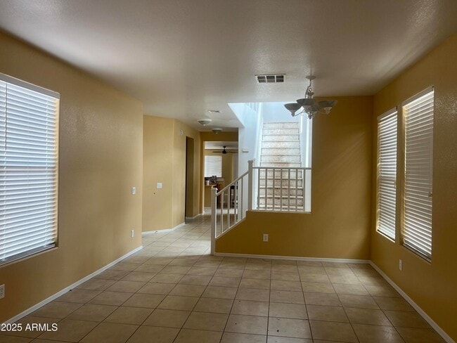 Building Photo - 3915 E Morelos St
