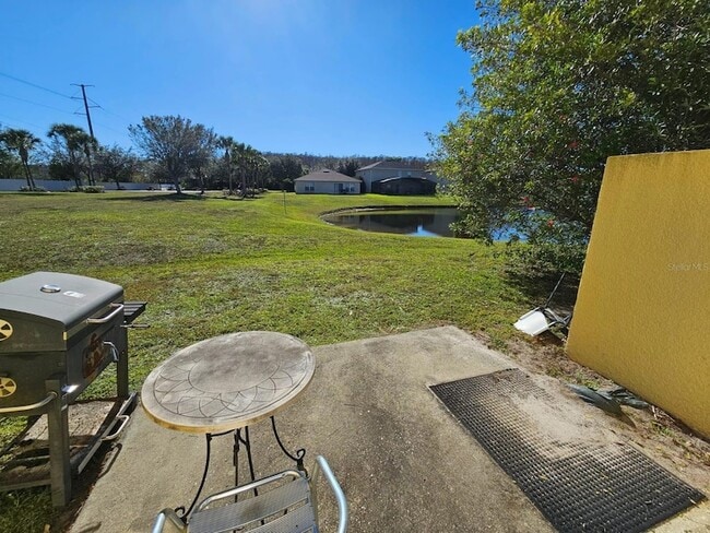 Building Photo - 608 Cresting Oak Cir