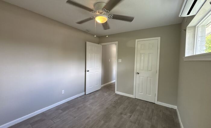 Building Photo - 3028 Francis St