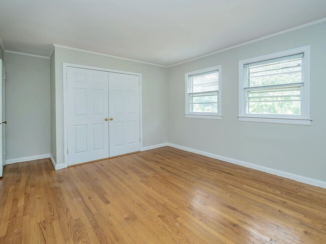 Building Photo - 65 Beechwood Dr