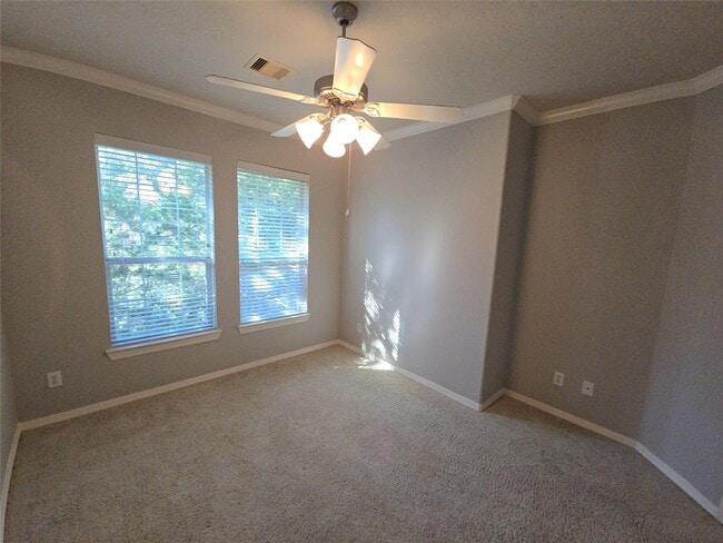 Building Photo - 1515 Olive Park