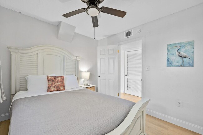 Building Photo - 3524 S Atlantic Ave