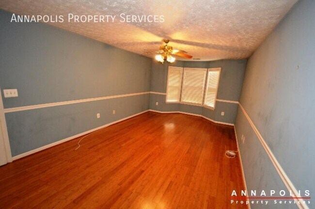 Building Photo - 631 Admiral Dr