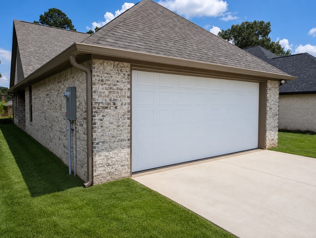 Building Photo - 7A Fernwood Dr