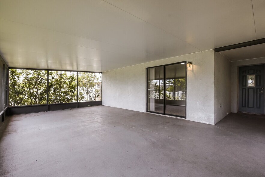 Building Photo - 5202 Dorrington Ln