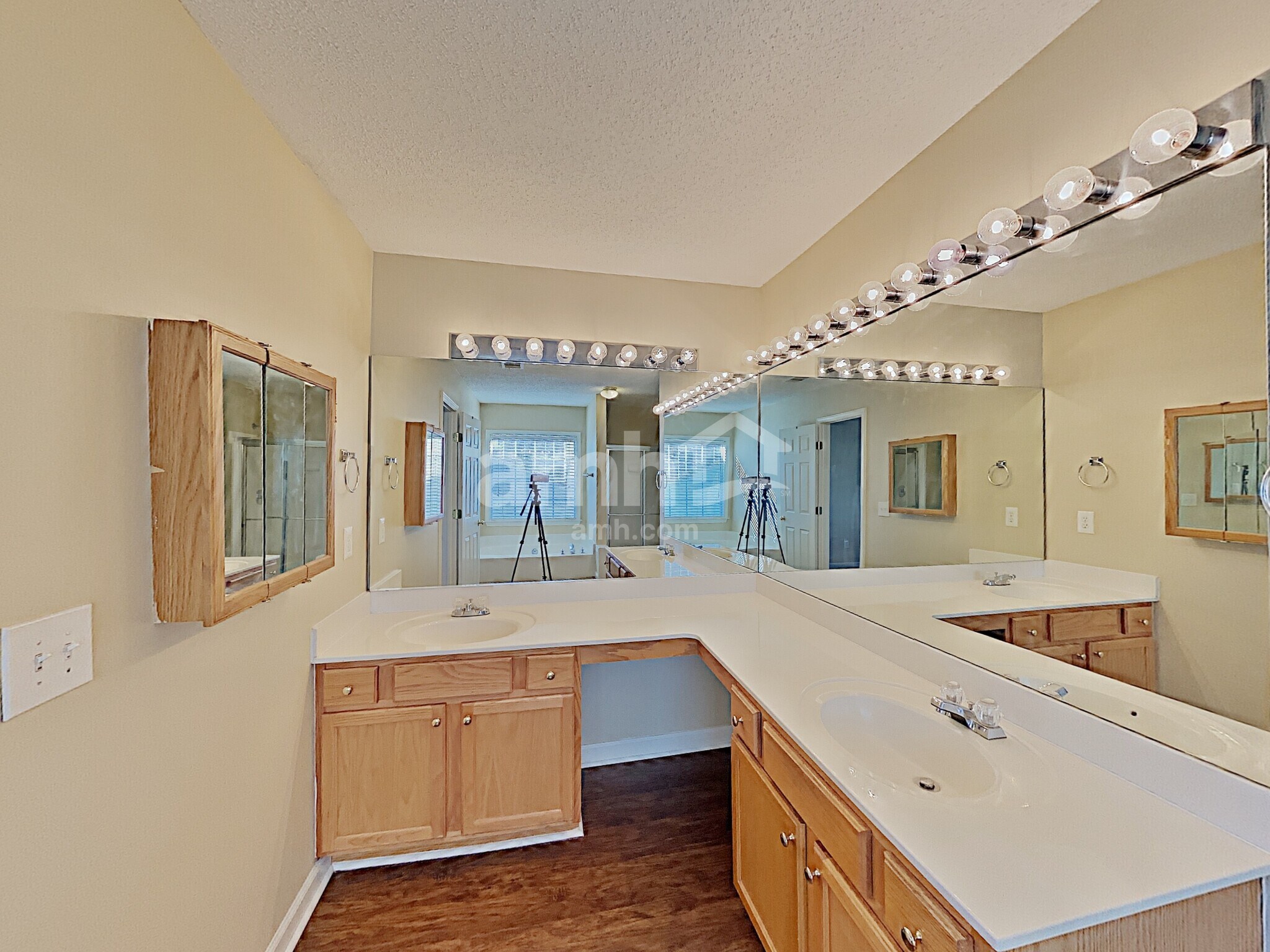 Building Photo - 401 Citronelle Dr