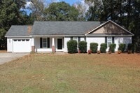 Building Photo - 3 Bed/2 Bath Home - 10 minutes to SJAFB!