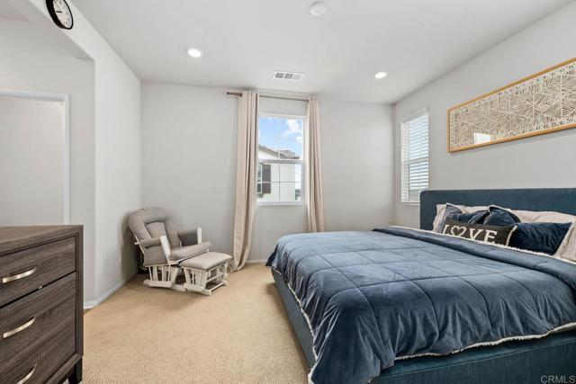 Building Photo - 40521 Melrose Dr