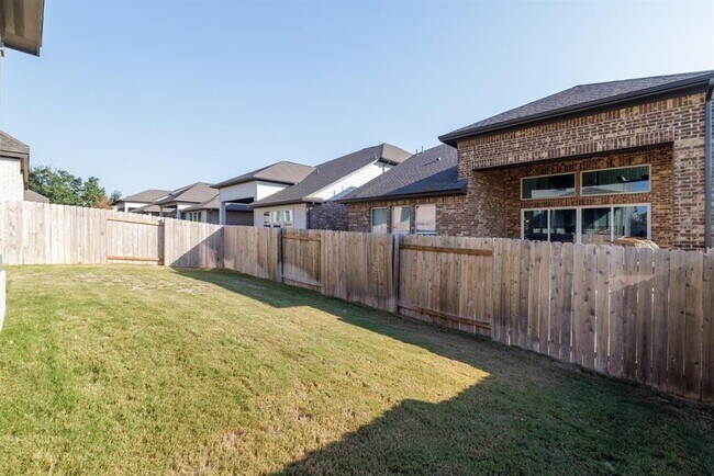 Building Photo - 317 Langhorne Bnd