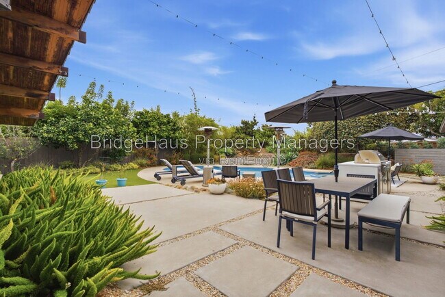 Building Photo - 1541 Garrison Pl