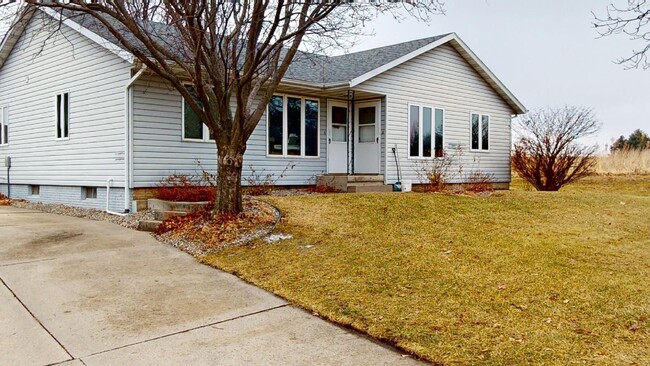 Primary Photo - AVAILABLE DECEMBER 16th! Large Duplex in B...