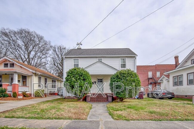 Building Photo - 1135 Jackson Ave