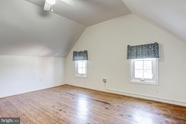 Building Photo - 1626 Kalmia Rd NW