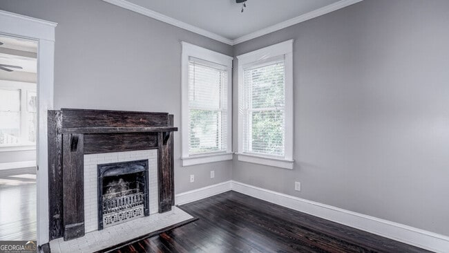 Building Photo - 877 Edgewood Ave NE