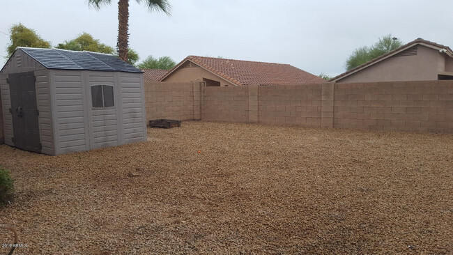 Building Photo - 14909 W Lamoille Dr