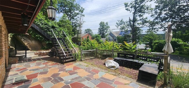 Building Photo - 169 Jersey Ave