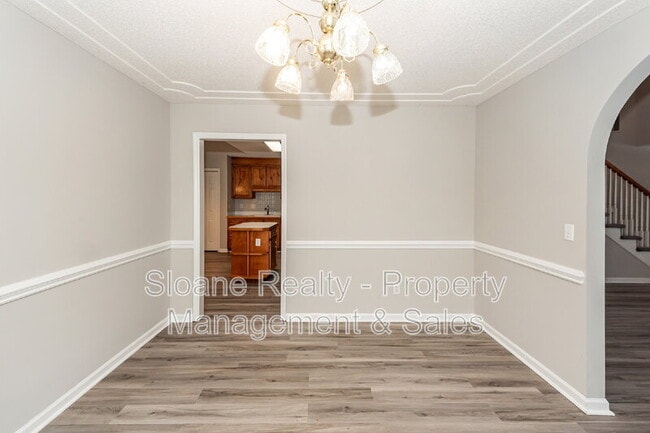 Building Photo - 458 Planters Trace Dr