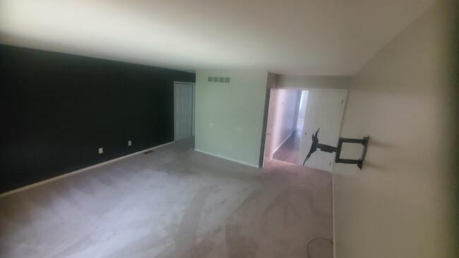 Building Photo - 6257 Gatewood