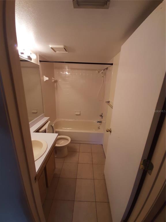 Building Photo - 14739 Norwood Oaks Dr
