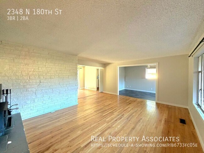 Building Photo - 2348 N 180th St