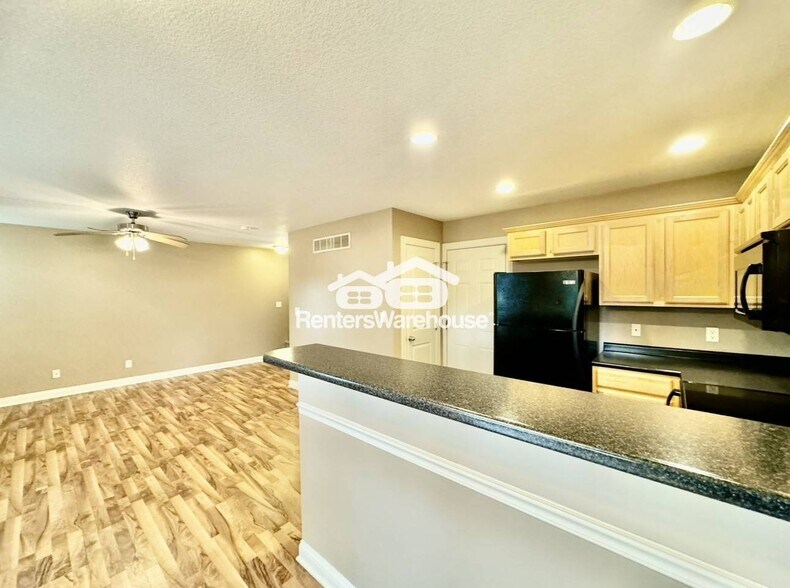 Building Photo - 2004 63rd St