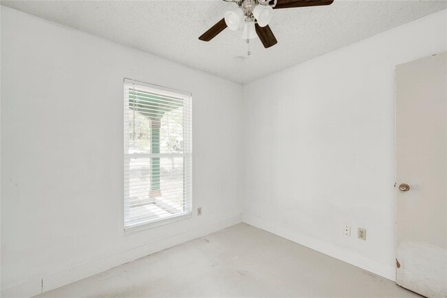 Building Photo - 8408 Romney Rd