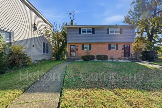 Primary Photo - 3203 Delaware Ave