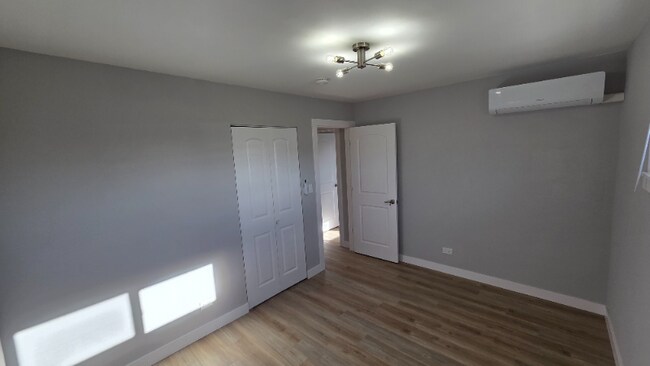 Building Photo - 8023 W Churchill Ave