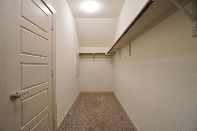 Building Photo - 7612 Lowenfield Dr
