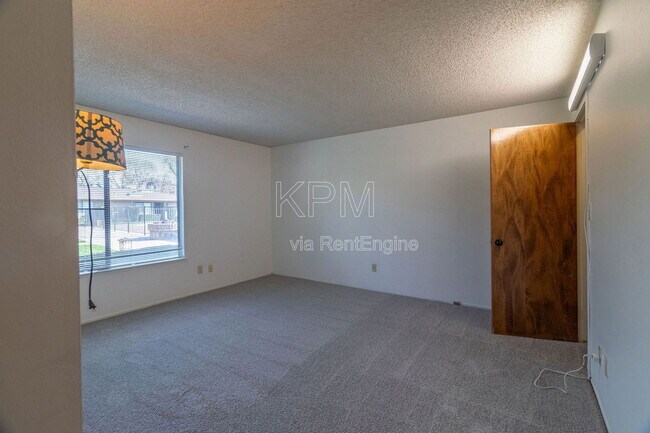 Building Photo - 1077 Rivara Rd